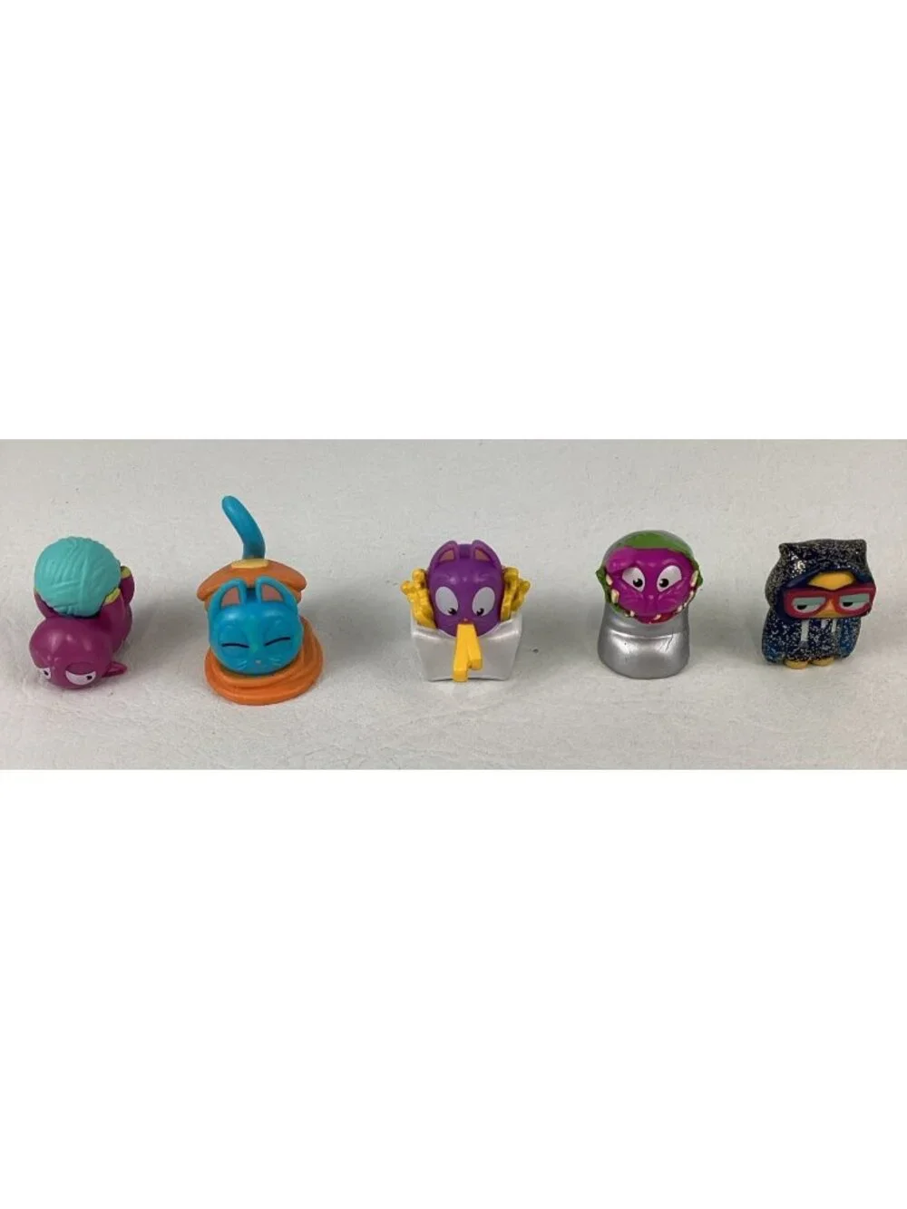 Lost Kitties Stackz Miss Terry Chimi Baller Chewy Blind Box 1.25